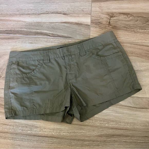 Express Shorts Express Green Short Shorts With Zipper Back Pockets